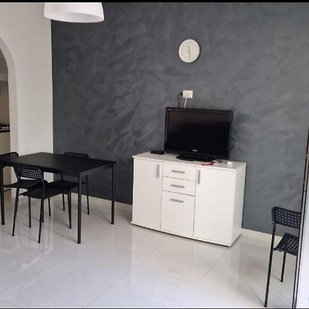 Riposto Etna Taormina Mare 2 Apartment Luaran gambar