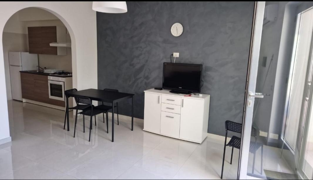 Riposto Etna Taormina Mare 2 Apartment Luaran gambar